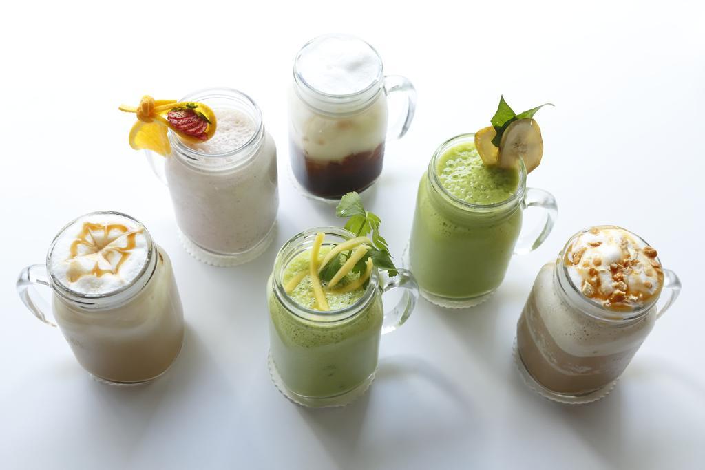 Berry Biz Hotel Seminyak Kültér fotó