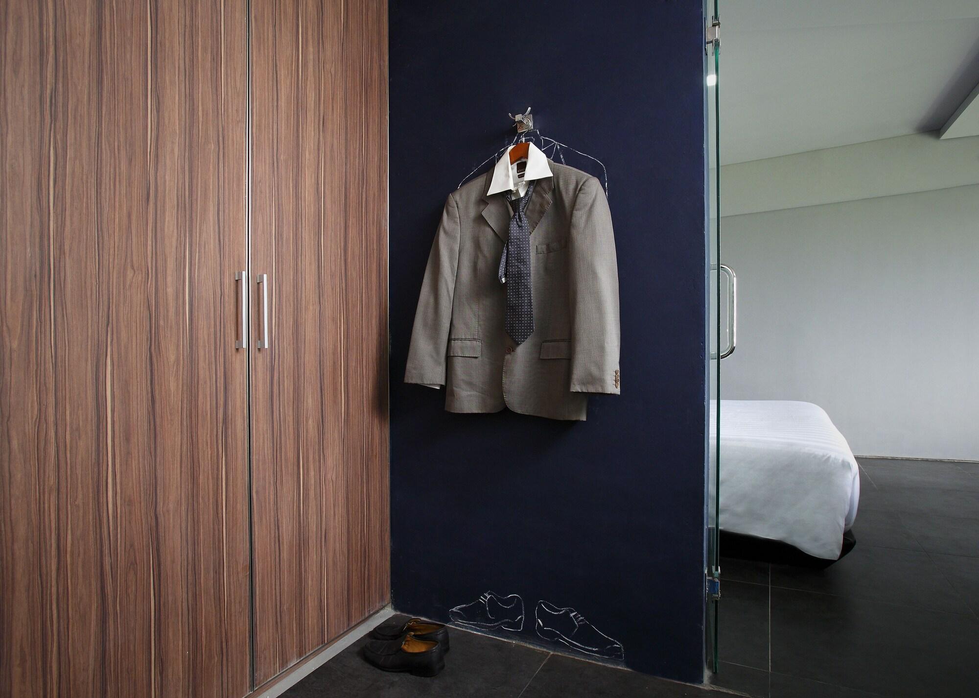 Berry Biz Hotel Seminyak Kültér fotó