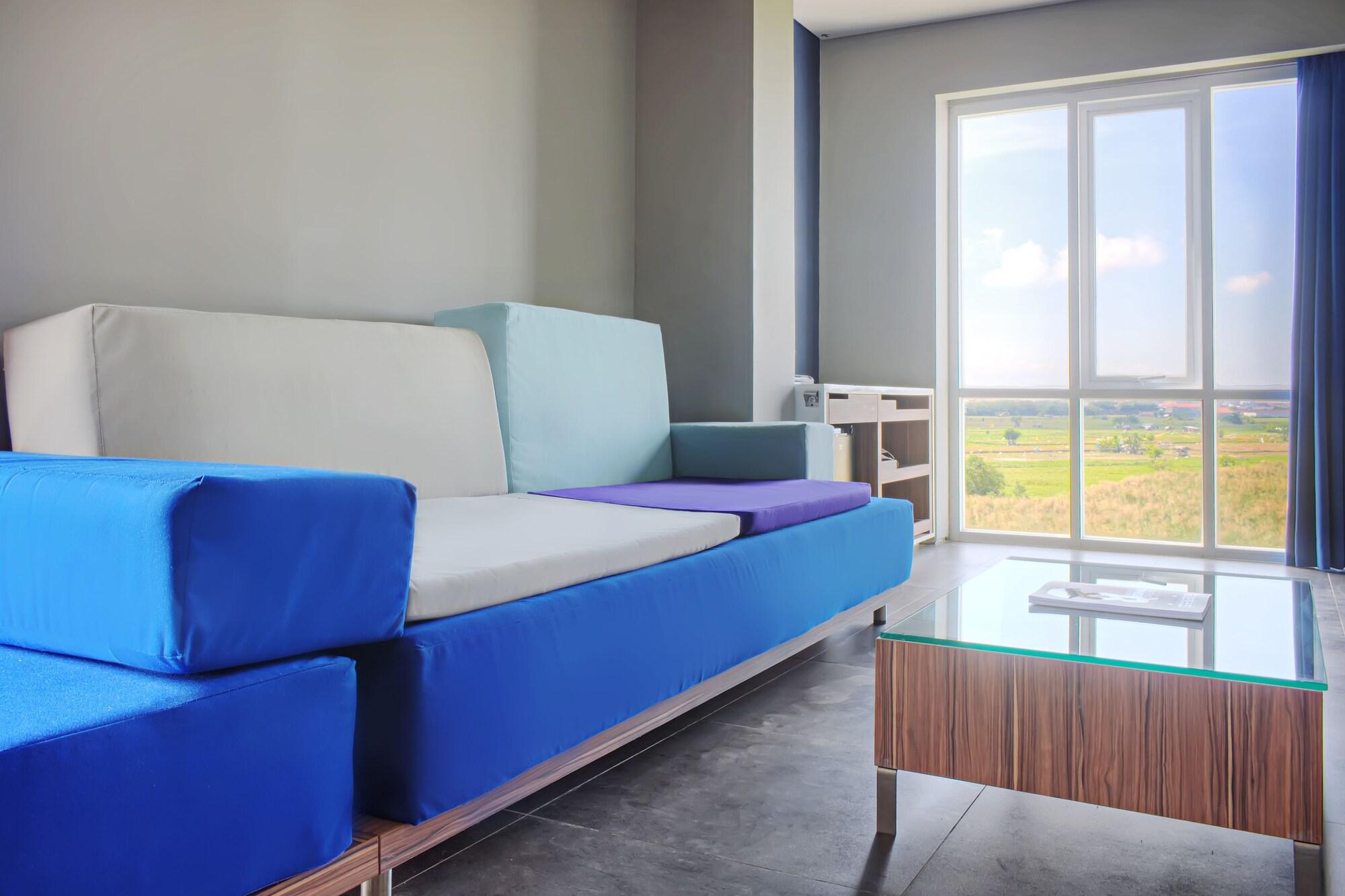 Berry Biz Hotel Seminyak Kültér fotó
