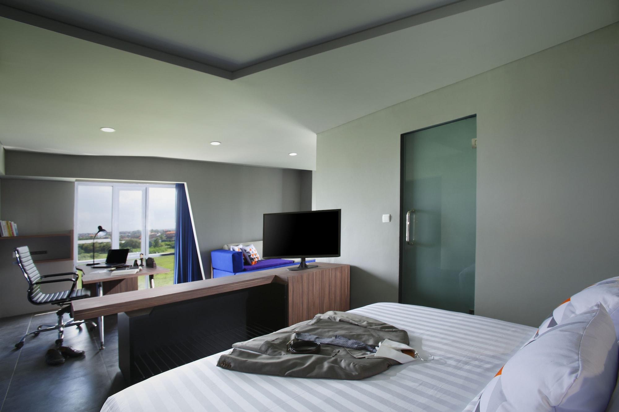Berry Biz Hotel Seminyak Kültér fotó