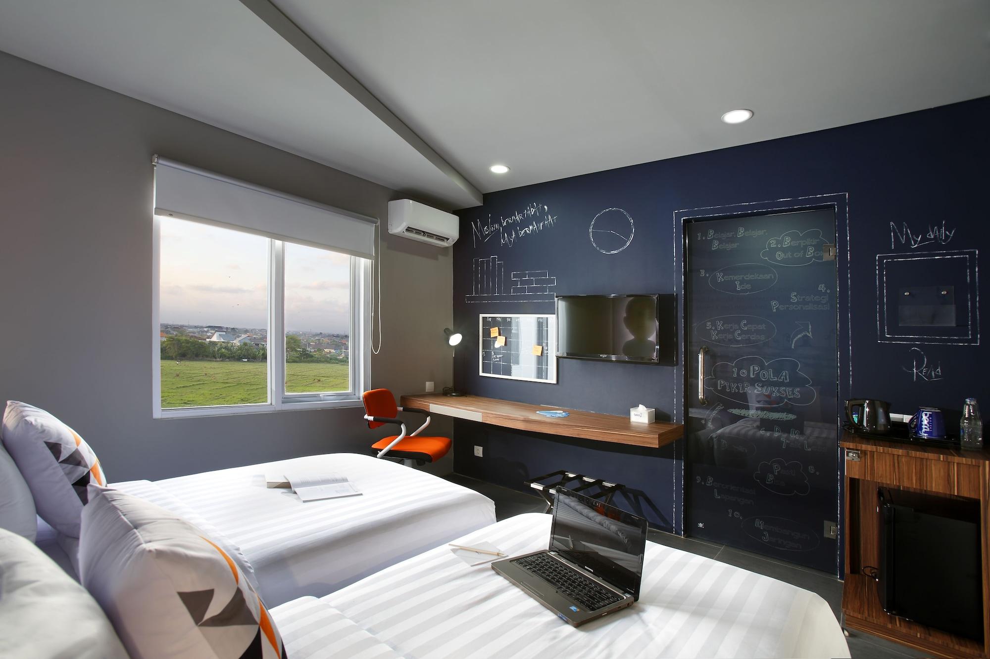 Berry Biz Hotel Seminyak Kültér fotó